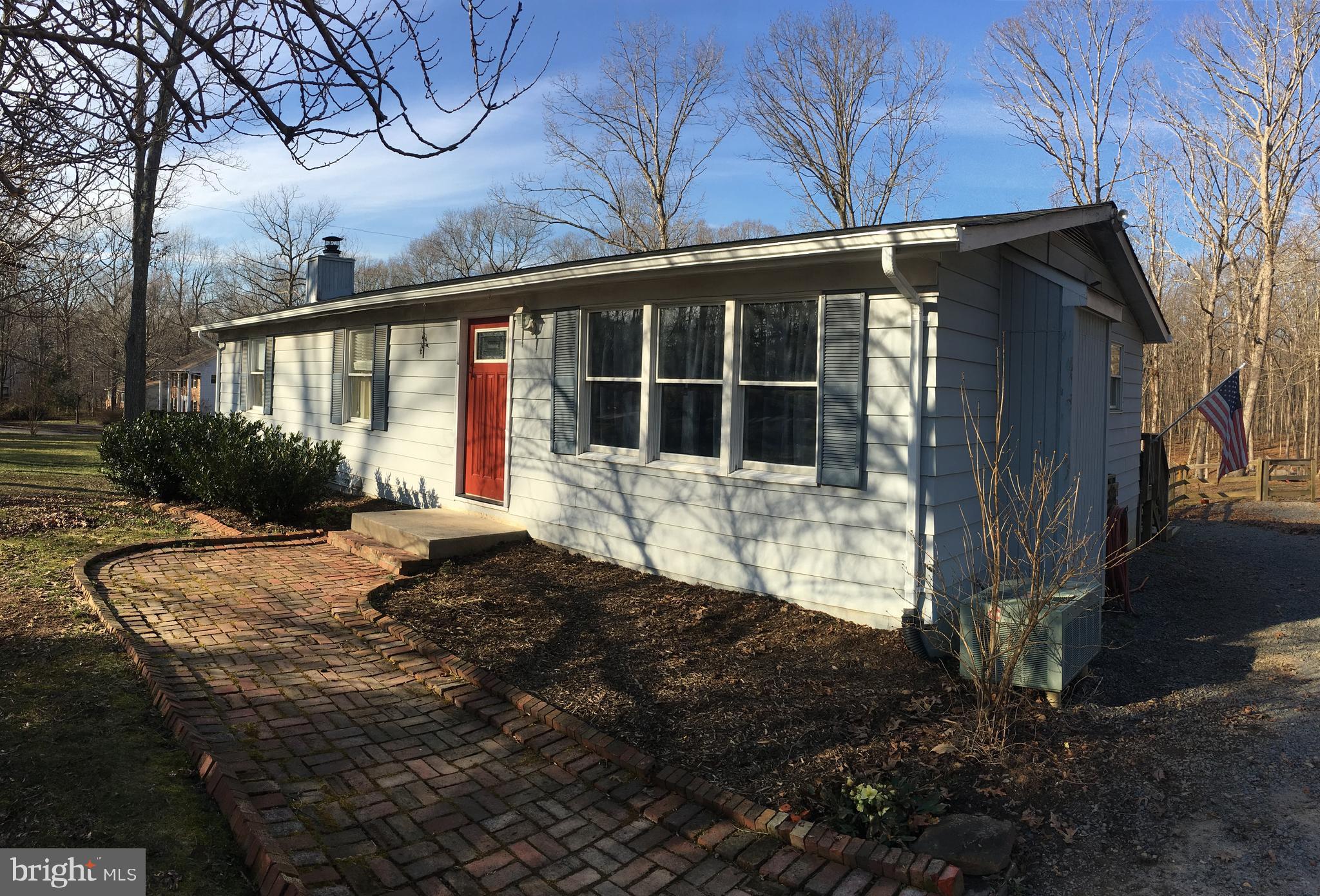 9196 Keyser Road Nokesville, VA 20181 - Photo 4 of 24 Gallery Image 4