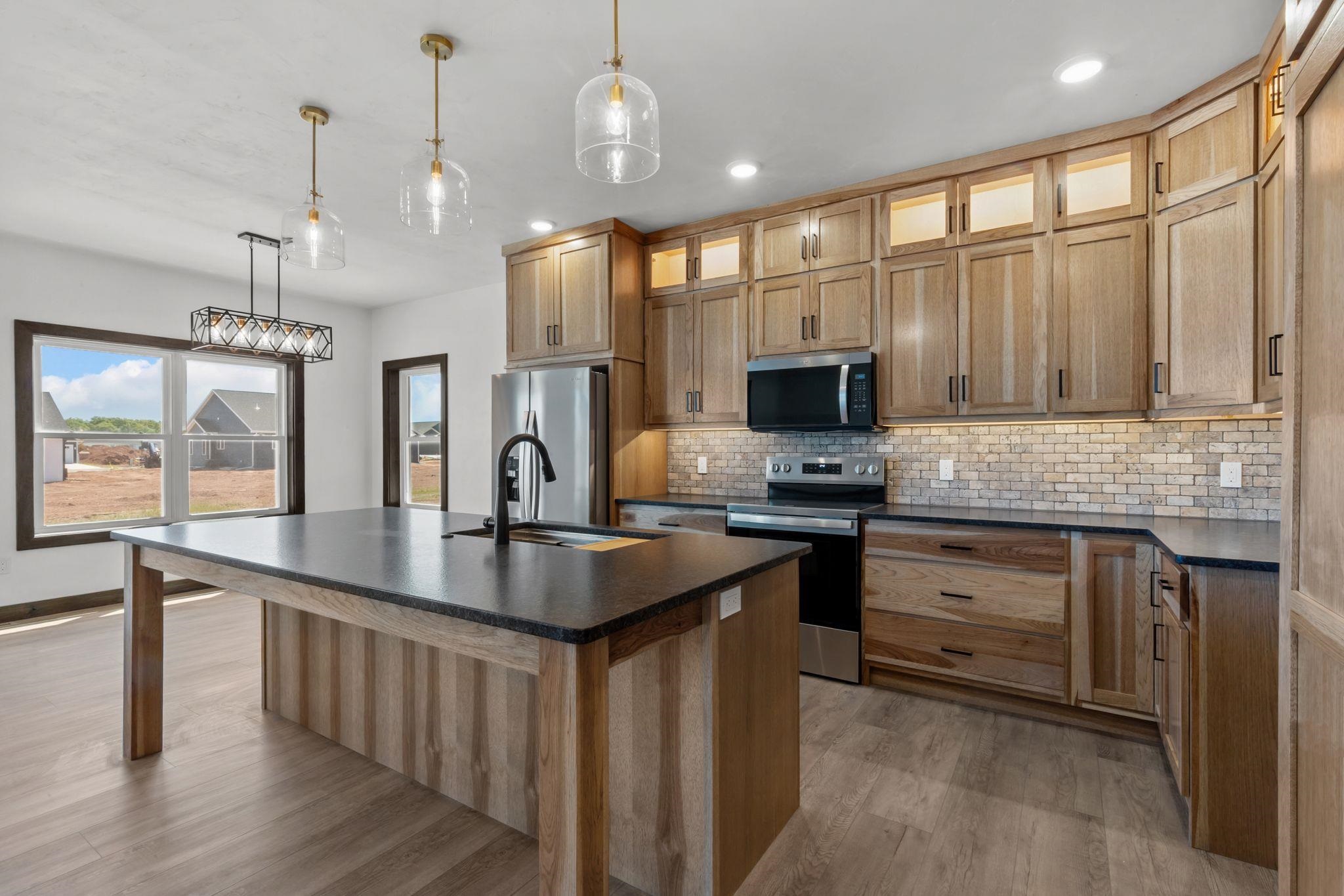 N9266 West Homestead Drive Appleton, WI 54915 - Photo 3 of 29