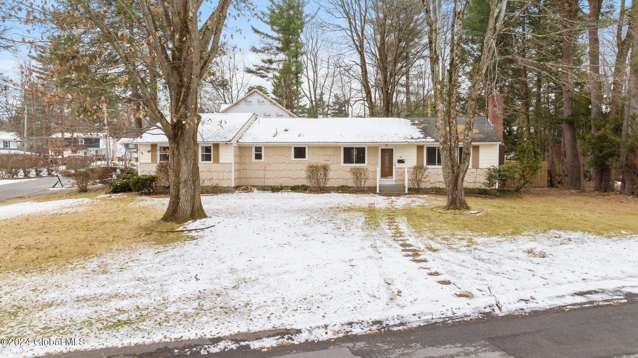 28 Wellington Road Bethlehem, NY 12054 - Photo 1 of 50 52-web-or-mls-28-wellington-rd