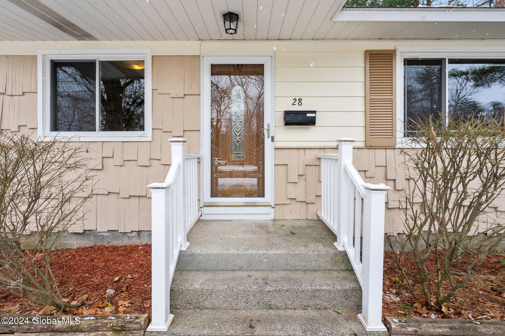 28 Wellington Road Bethlehem, NY 12054 - Photo 2 of 50 50-web-or-mls-28-wellington-rd