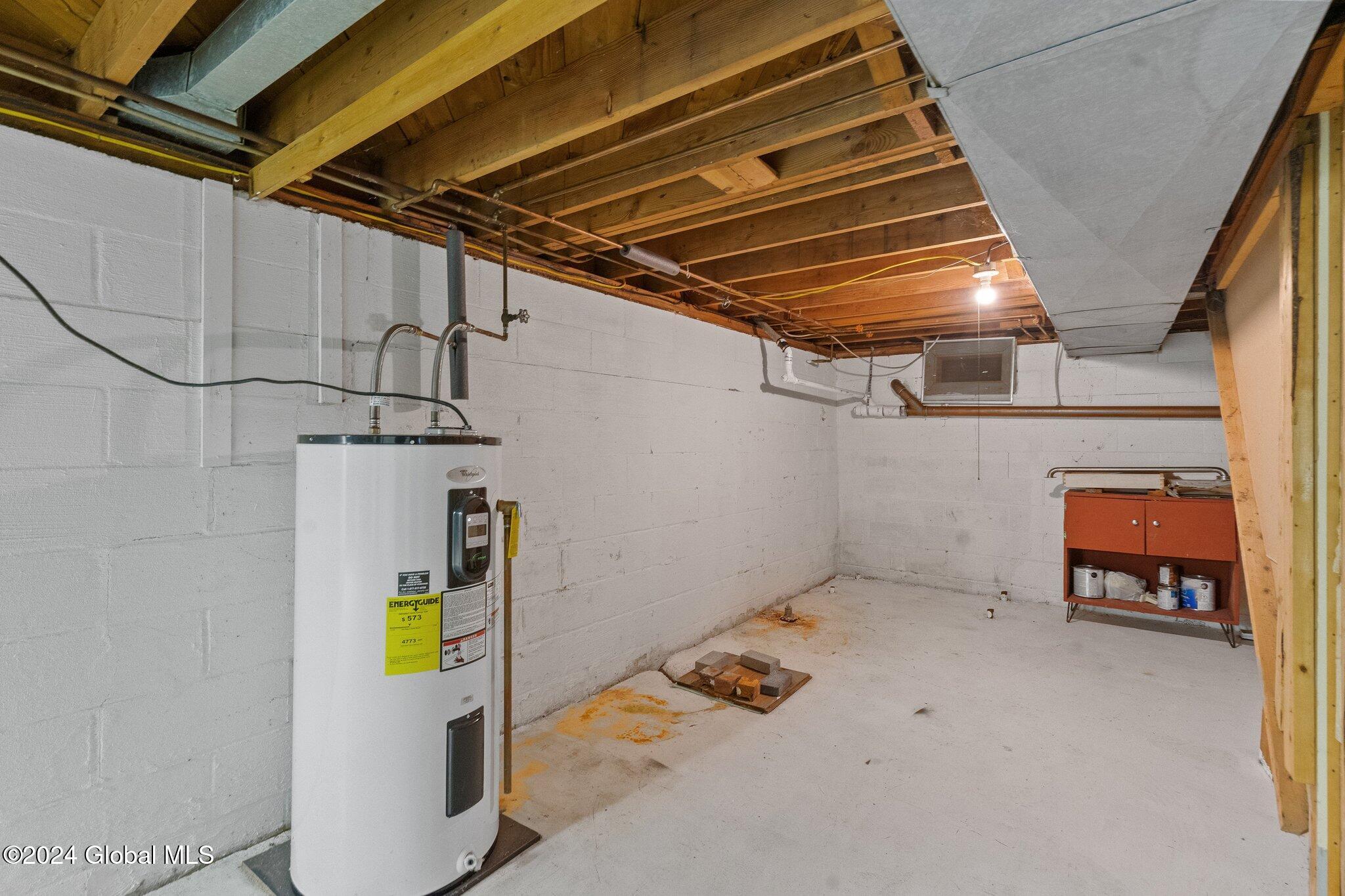 28 Wellington Road Bethlehem, NY 12054 - Photo 39 of 50 40-web-or-mls-28-wellington-rd
