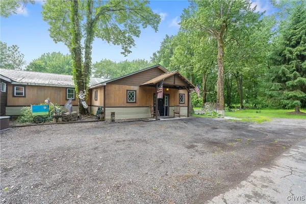 $1,349,000 | 408 21st Avenue, Vienna, NY 13308