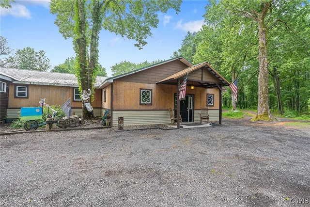 $1,349,000 | 408 21st Avenue, Vienna, NY 13308