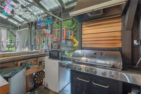 $1,349,000 | 408 21st Avenue, Vienna, NY 13308