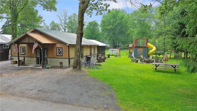 $1,349,000 | 408 21st Avenue, Vienna, NY 13308