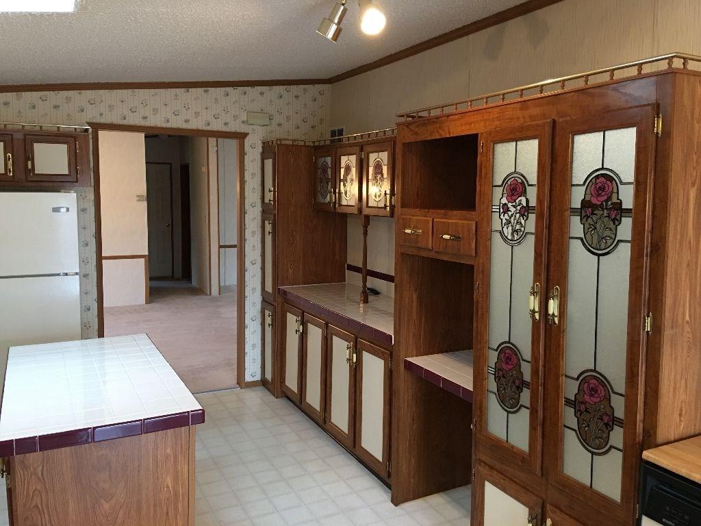 483 Wendel Road Irwin, PA 15642 - Photo 3 of 20 Gallery Image 3