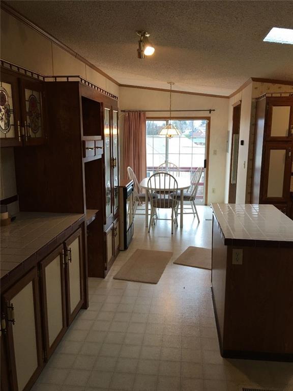 483 Wendel Road Irwin, PA 15642 - Photo 4 of 20 Gallery Image 4