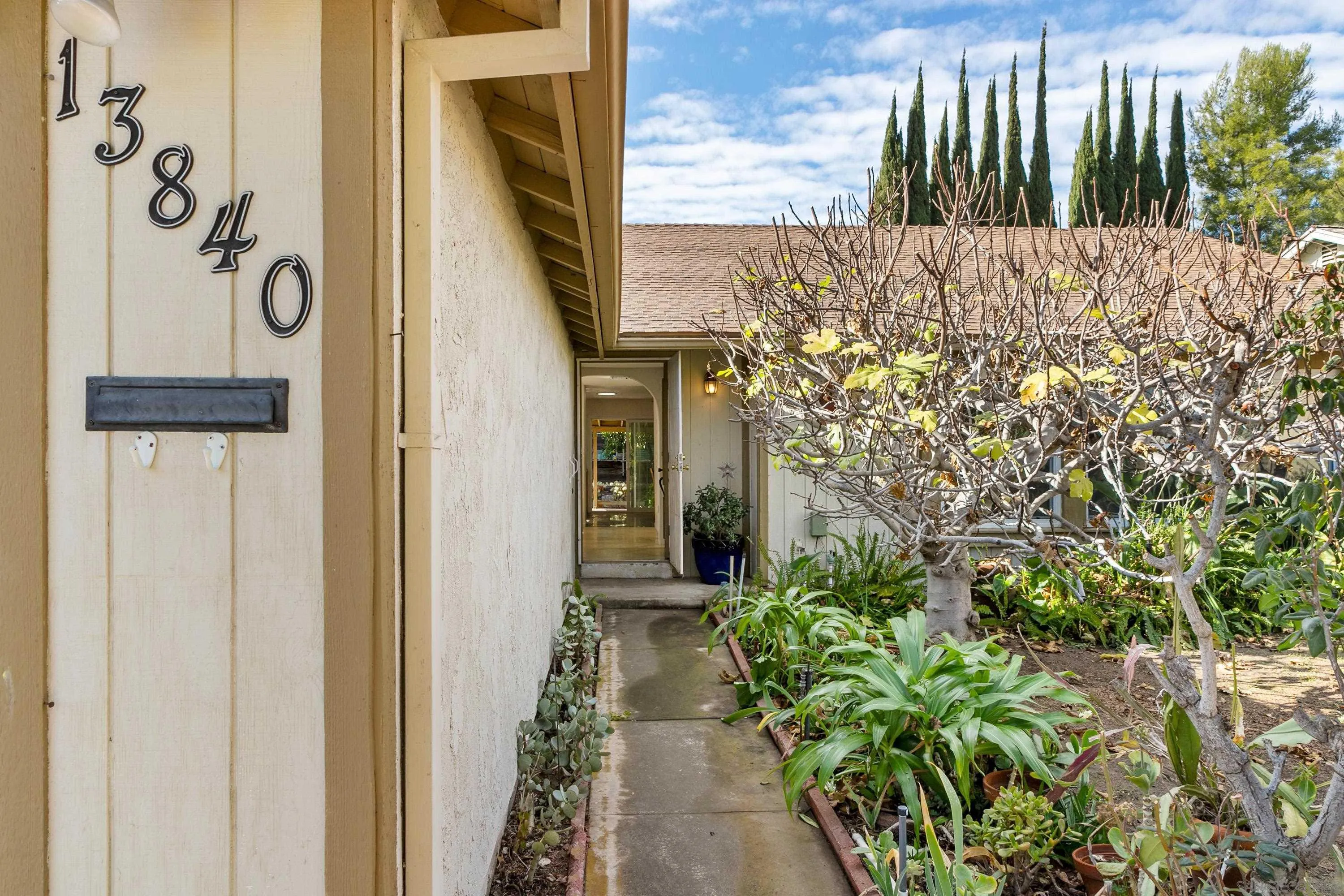 13840 Olive Grove Place Poway, CA 92064 - Photo 2 of 40