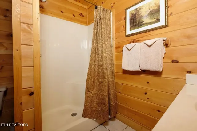 $493,500 | 448 Silver Maple Lane, Gatlinburg, TN 37738