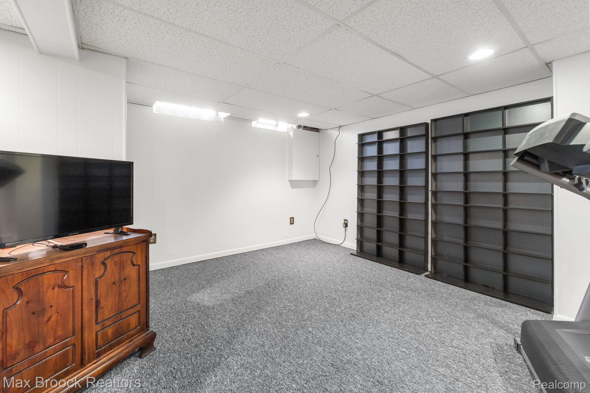 19921 Waltham Road Franklin, MI 48025 - Photo 32 of 39 Partial finished basement