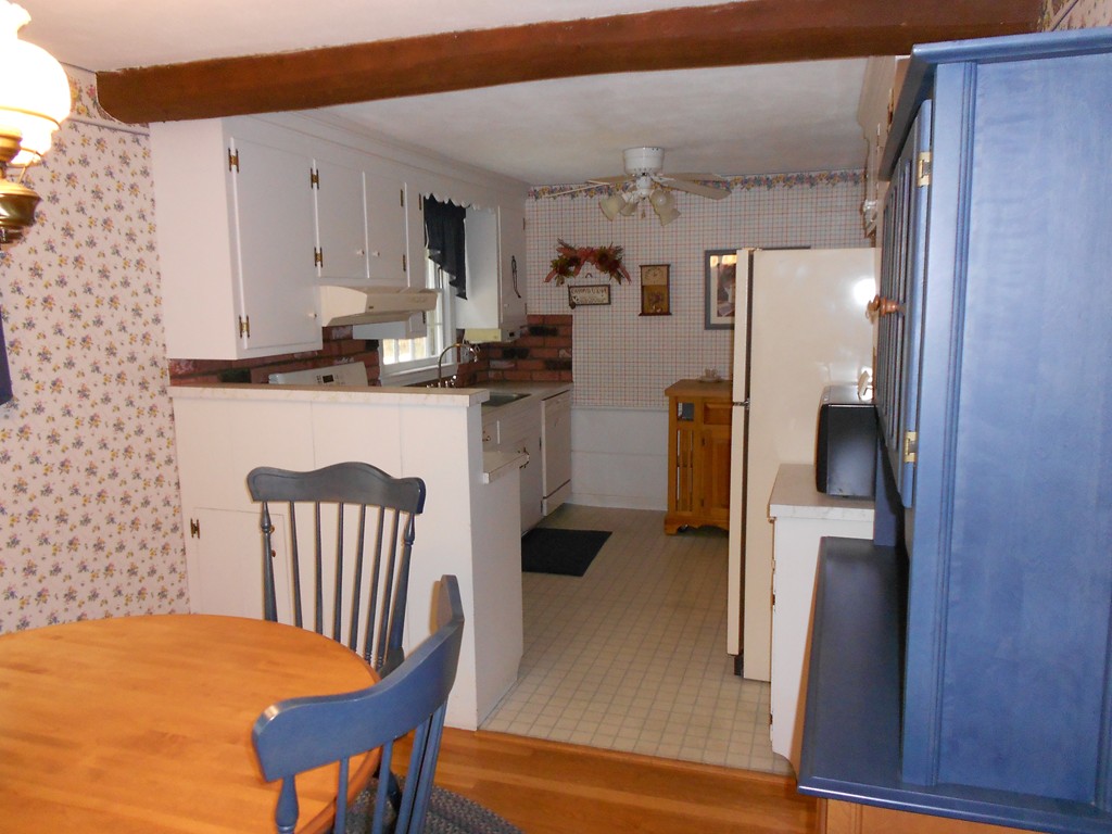 3 Whippletree Road Chelmsford, MA 01824 - Photo 7 of 19