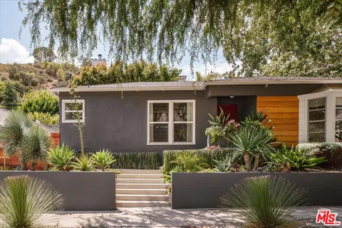 $1,799,000 | 2583 Canyon Drive, Los Angeles, CA 90068
