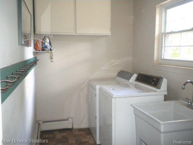 2857 Rambling Way Bloomfield Hills, MI 48302 - Photo 12 of 24 1st Floor Laundry