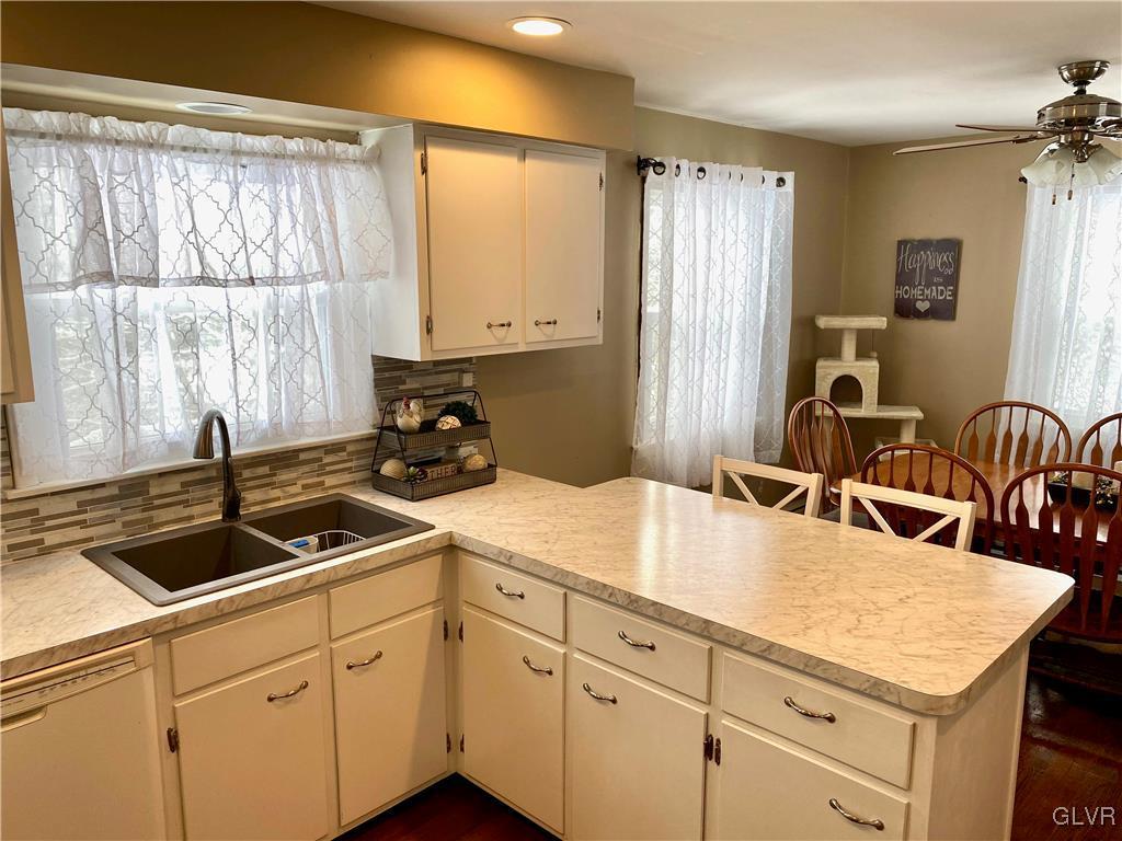 8925 Pleasant View Road Bangor, PA 18013 - Photo 11 of 34 Gallery Image 11