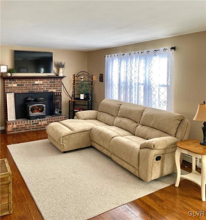 8925 Pleasant View Road Bangor, PA 18013 - Photo 4 of 34 Gallery Image 4