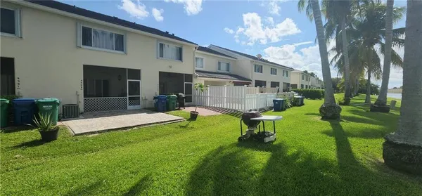 $379,900 | 9905 Northwest 57th Manor, Unit 9905, Coral Springs, FL 33076