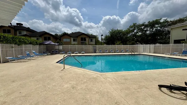 $379,900 | 9905 Northwest 57th Manor, Unit 9905, Coral Springs, FL 33076