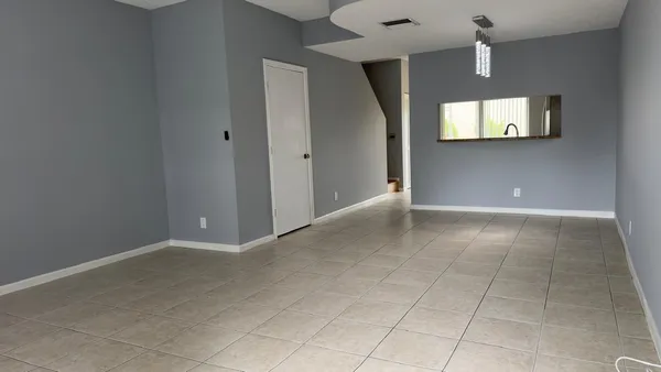 $379,900 | 9905 Northwest 57th Manor, Unit 9905, Coral Springs, FL 33076