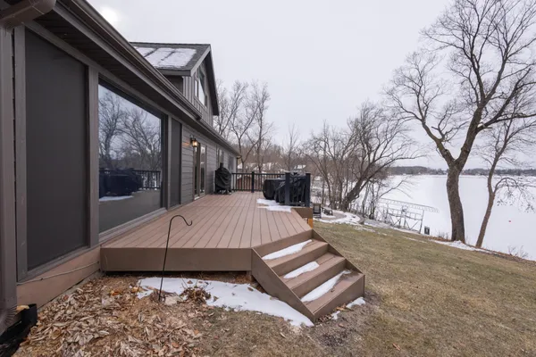$749,900 | 31031 East Jewett Drive, Fergus Falls, MN 56537