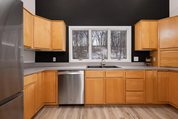 $749,900 | 31031 East Jewett Drive, Fergus Falls, MN 56537