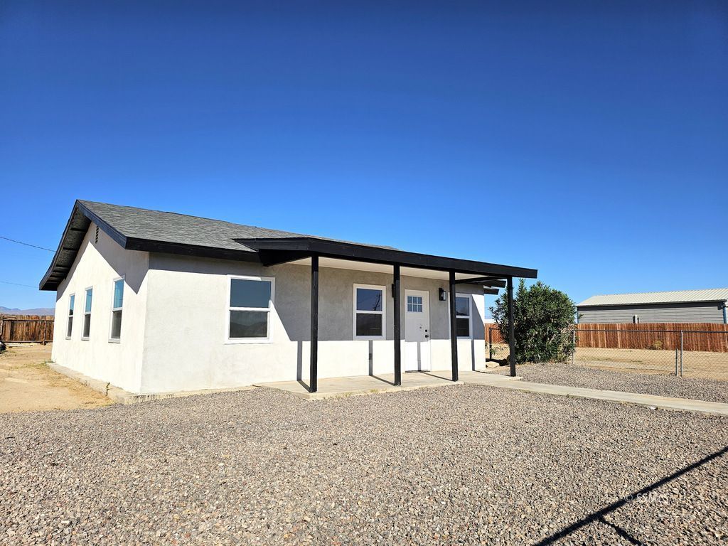 200 North Kern Street Ridgecrest, CA 93555 - Photo 2 of 37