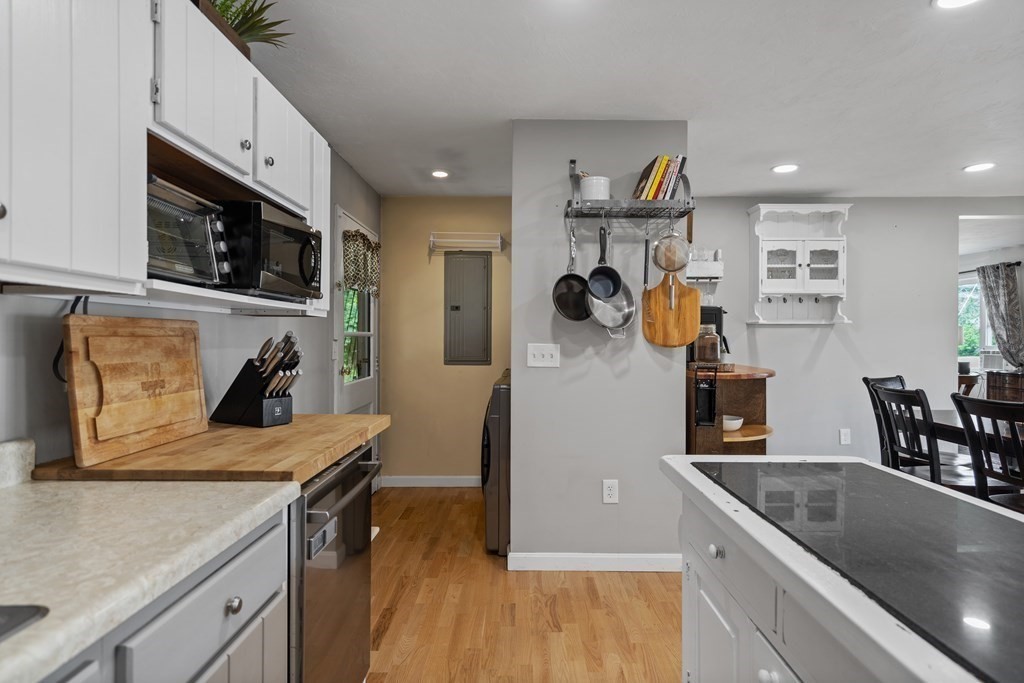 8 Maybury Road Maynard, MA 01754 - Photo 7 of 40 Gallery Image 7