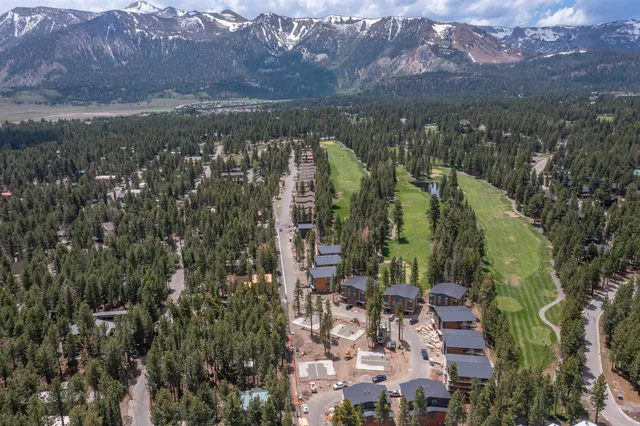 $2,050,000 | 85 Obsidian Place, Unit 28, Mammoth Lakes, CA 93546