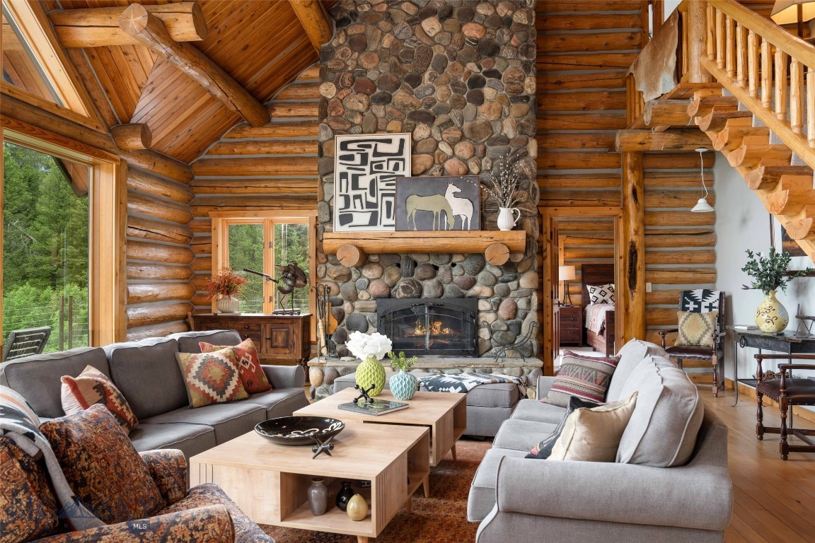 14200 Flaming Arrow Road Bozeman, MT 59715 - Photo 8 of 43 Gallery Image 8