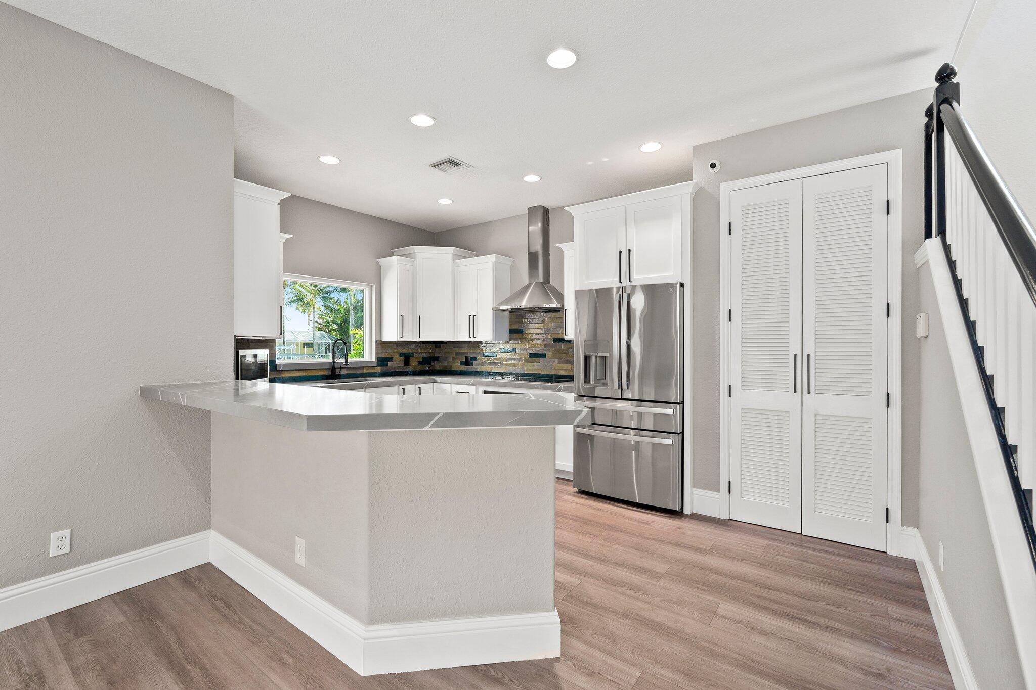 1599 Southwest Dyer Point Road Palm City, FL 34990 - Photo 13 of 45 17-web-or-mls-DSC00950