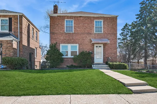 $160,000 | 14523 South Dearborn Street, Riverdale, IL 60827