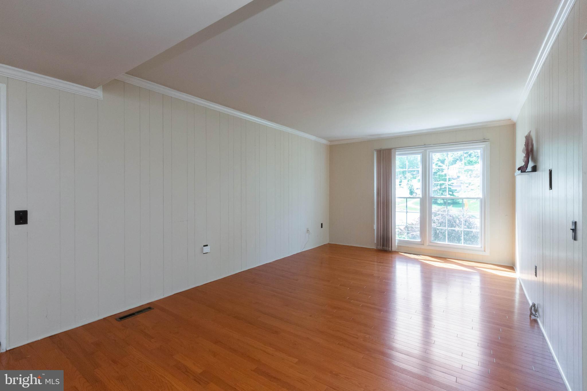 10116 Snowden Road Laurel, MD 20708 - Photo 9 of 29 Family Room