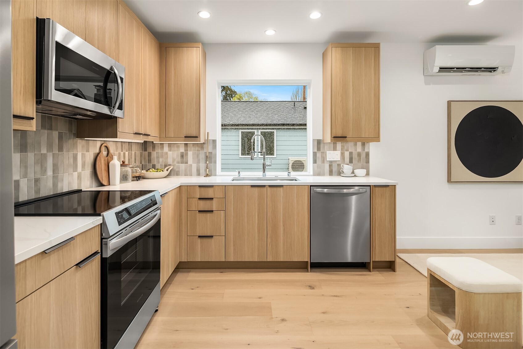 539 North 70th Street Seattle, WA 98103 - Photo 15 of 22
