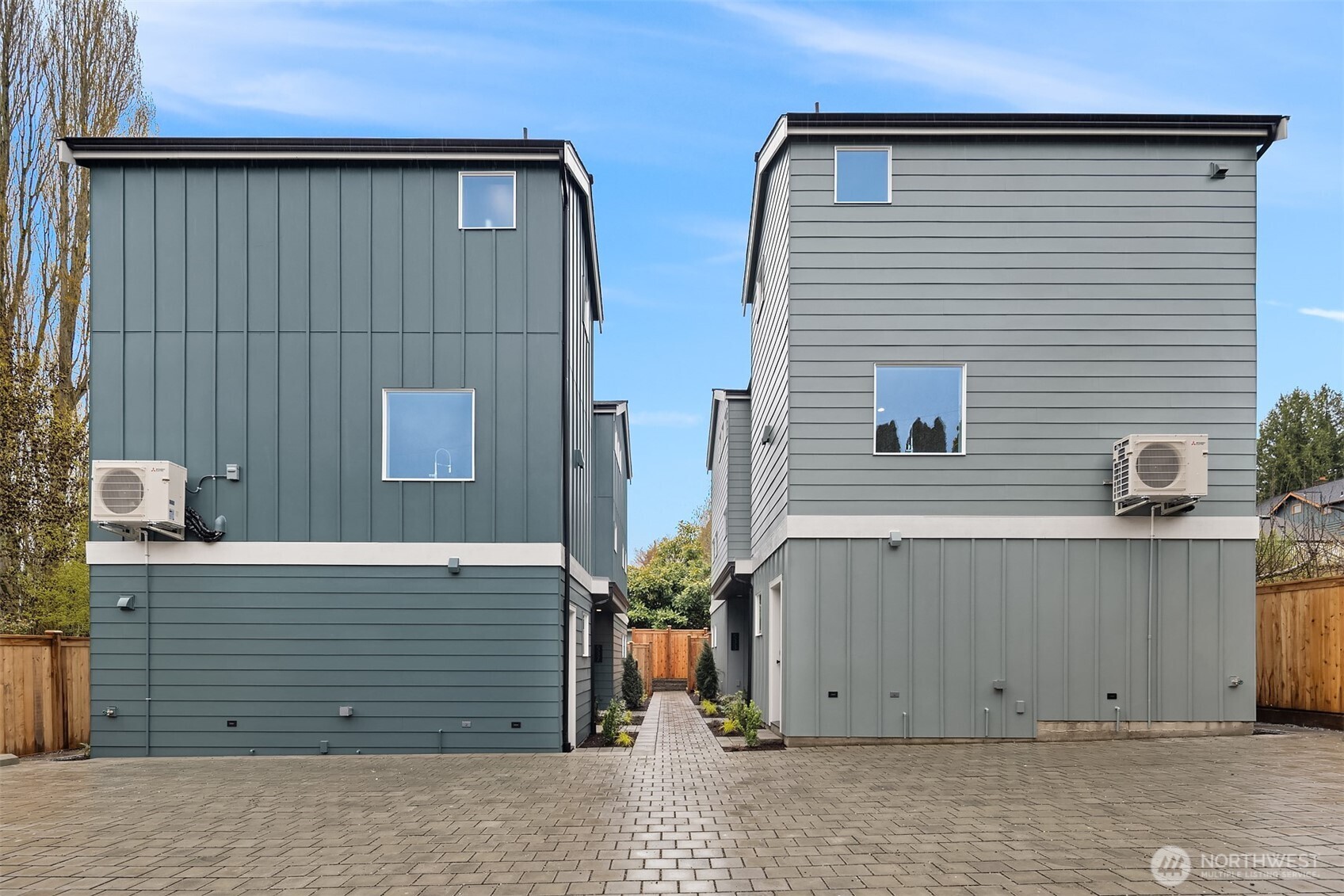 539 North 70th Street Seattle, WA 98103 - Photo 3 of 22