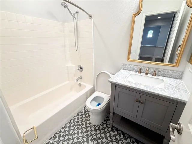 $4,300 | 15208 Grant Way, Tustin, CA 92782