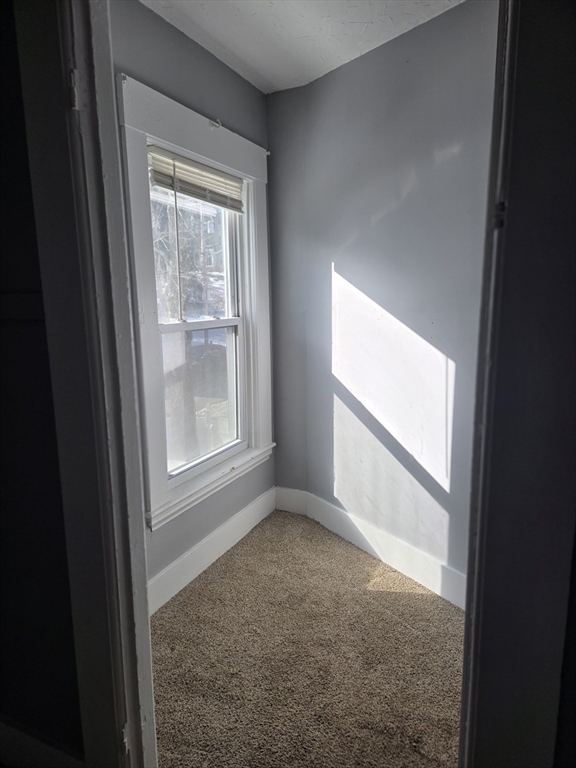 45 Walnut Street, Unit 3 Fitchburg, MA 01420 - Photo 12 of 25