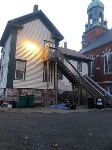 $1,650 | 45 Walnut Street, Unit 3, Fitchburg, MA 01420