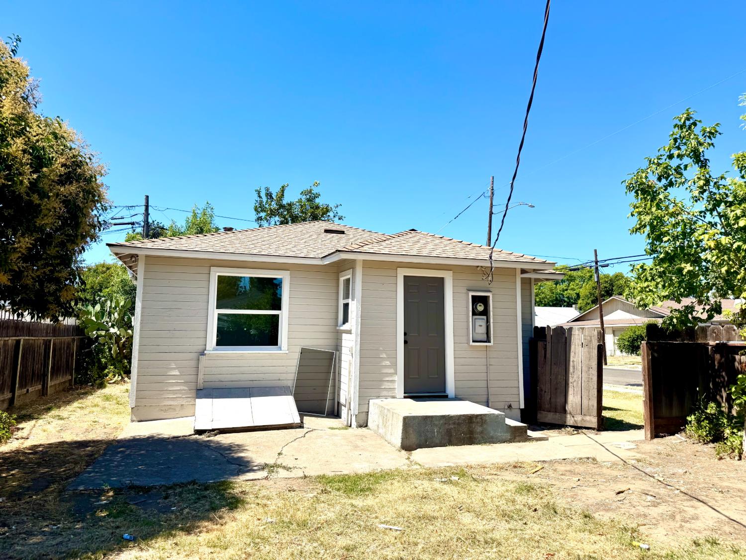 2225 North Sutter Street Stockton, CA 95204 - Photo 15 of 22