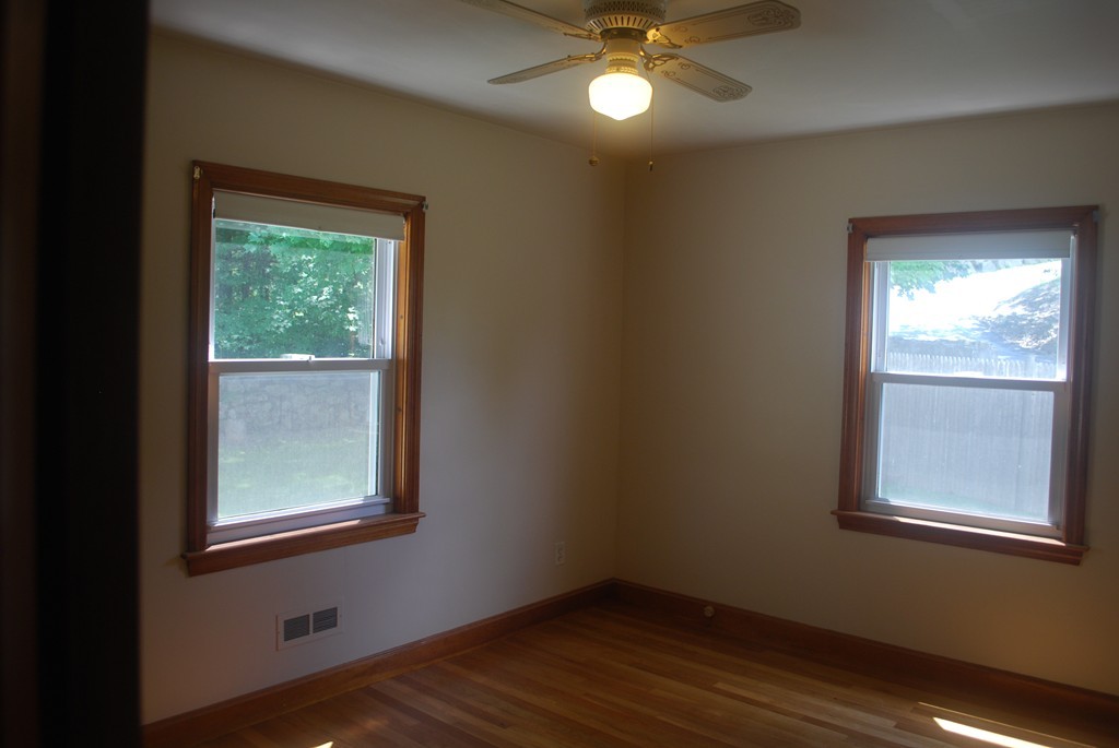 20 Alden Road Peabody, MA 01960 - Photo 8 of 22 Gallery Image 8
