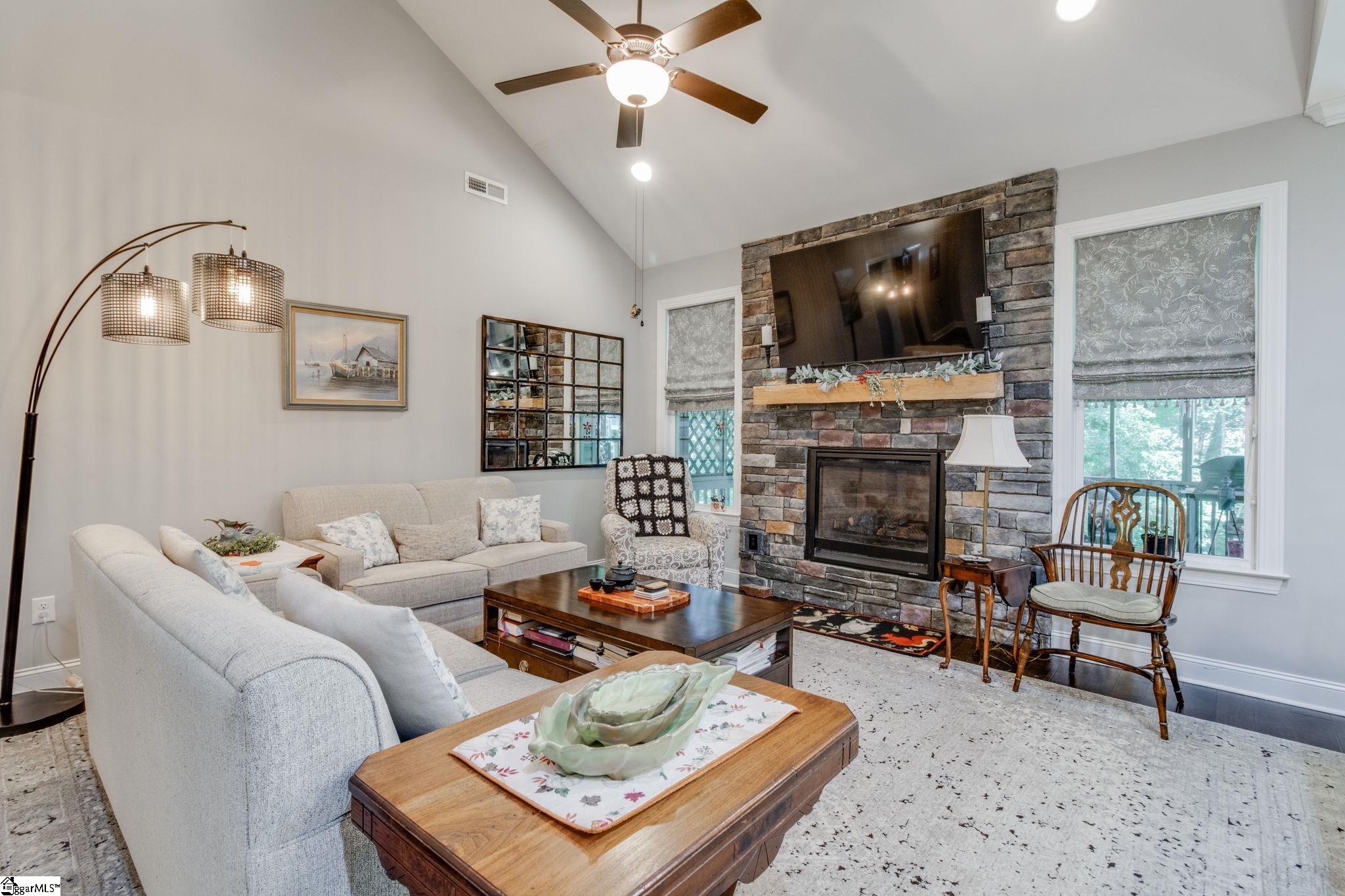 203 Nolan Road Travelers Rest, SC 29690 - Photo 5 of 38 Gallery Image 5