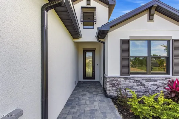 $569,900 | 3602 Southwest 3rd Street, Cape Coral, FL 33991