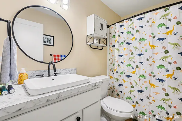 $599,900 | 703 140th Avenue, Wayland, MI 49348