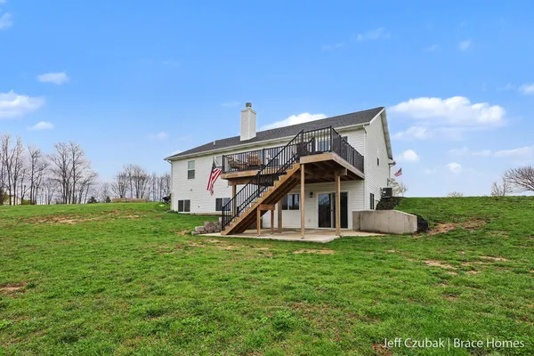 $599,900 | 703 140th Avenue, Wayland, MI 49348