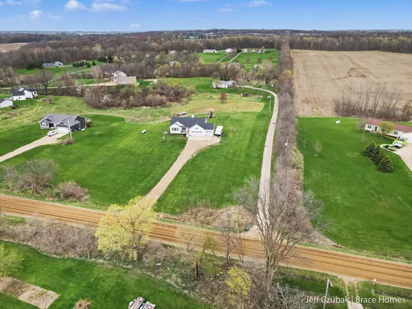 $599,900 | 703 140th Avenue, Wayland, MI 49348