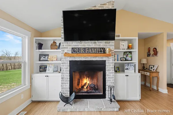 $599,900 | 703 140th Avenue, Wayland, MI 49348