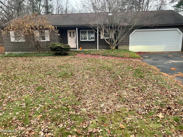 $285,000 | 3 Brookwood Drive, Queensbury, NY 12804