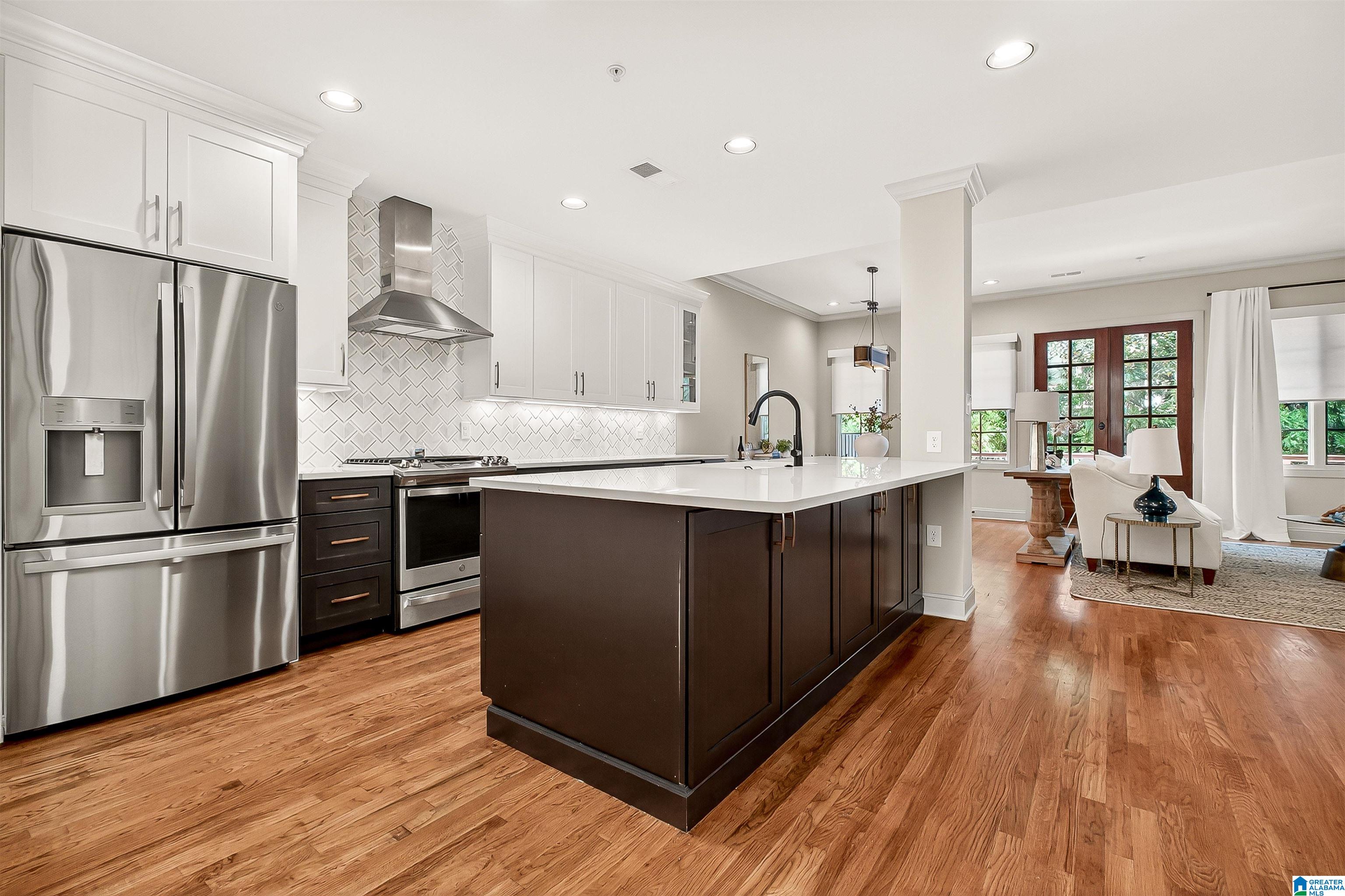 2105 Lancaster Road Birmingham, AL 35209 - Photo 9 of 53