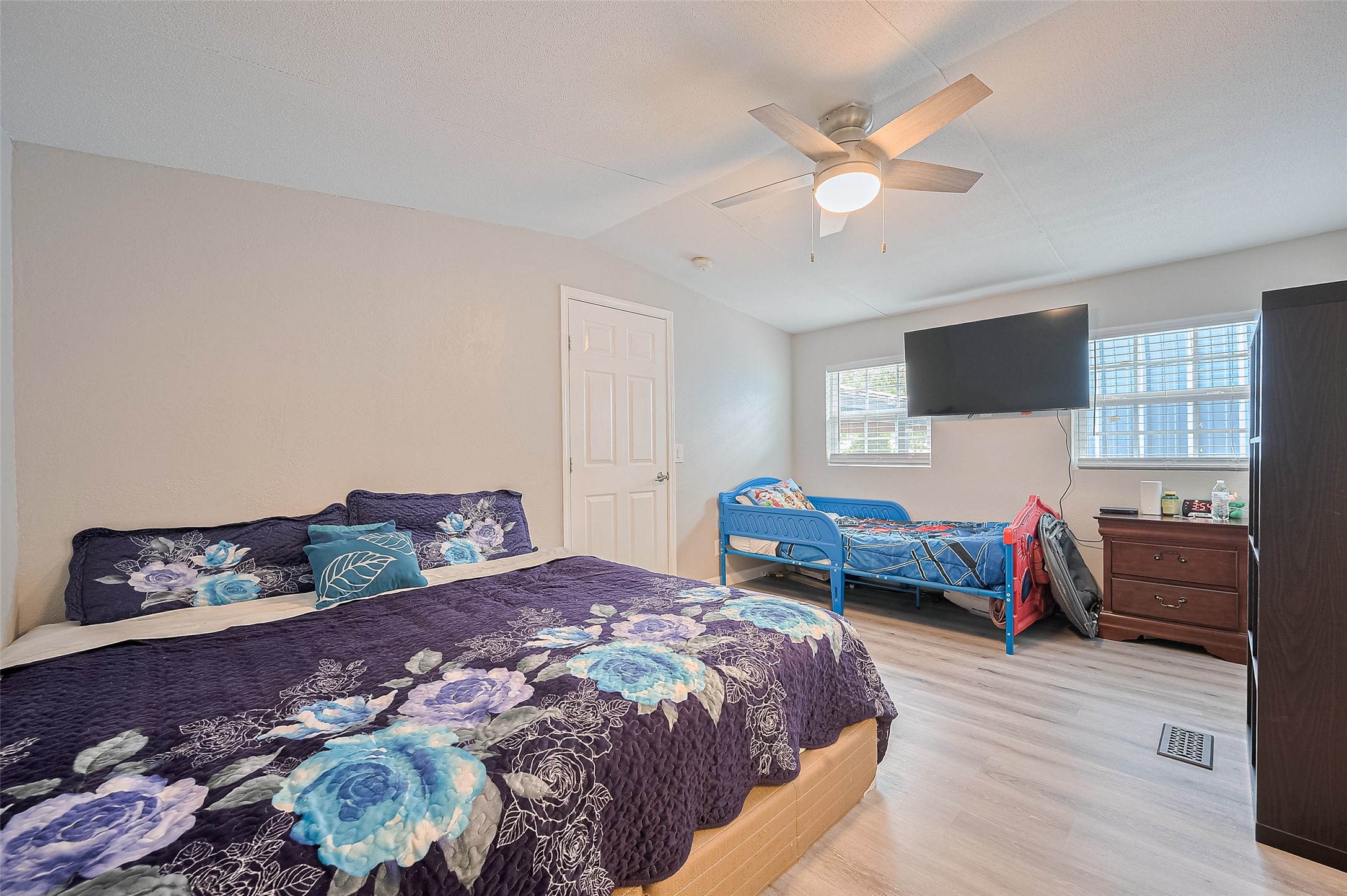 29606 Aden Magnolia, TX 77354 - Photo 15 of 45