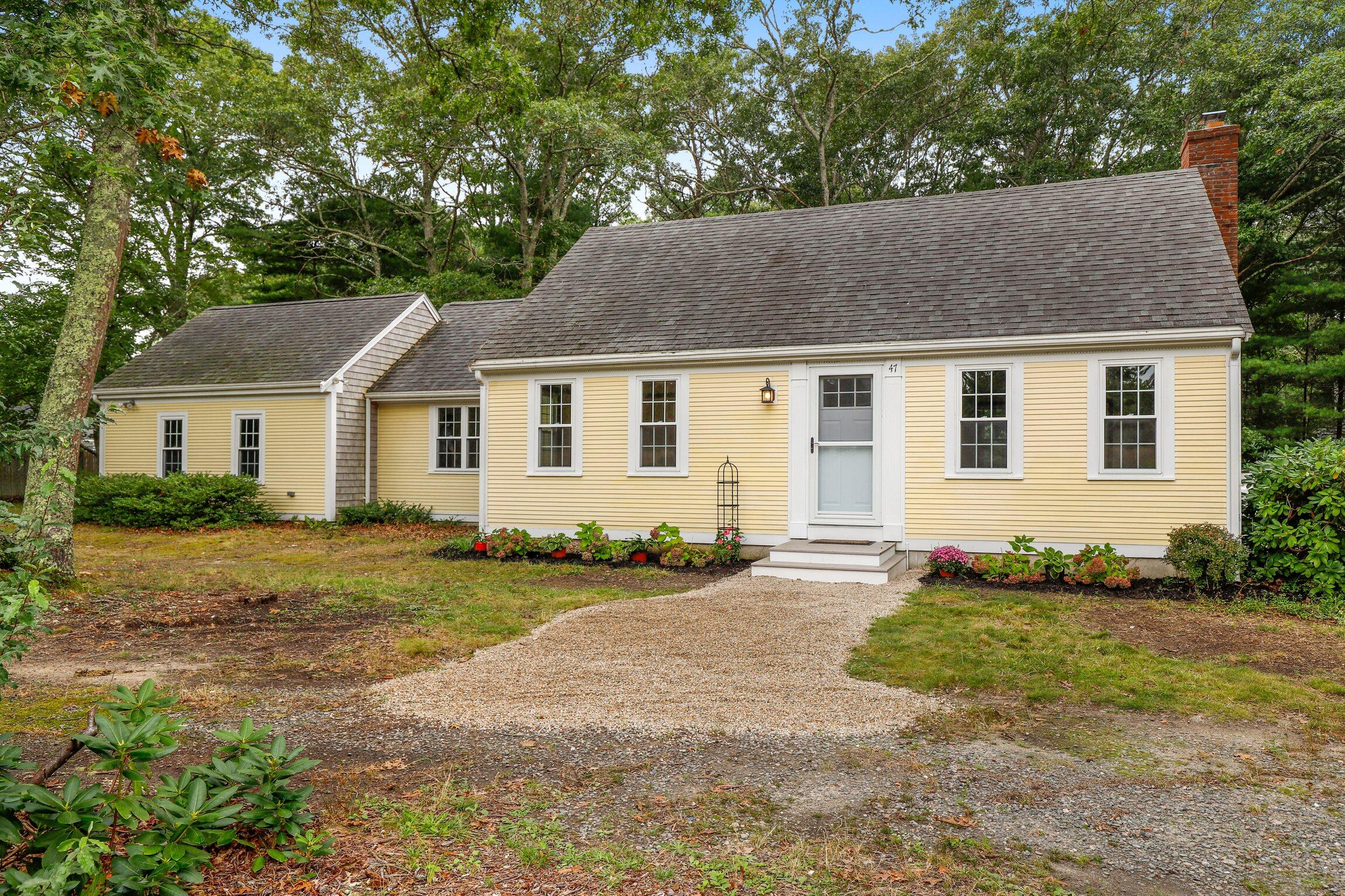 47 Old Fields Road Sandwich, MA 02563 - Photo 1 of 41 Primary
