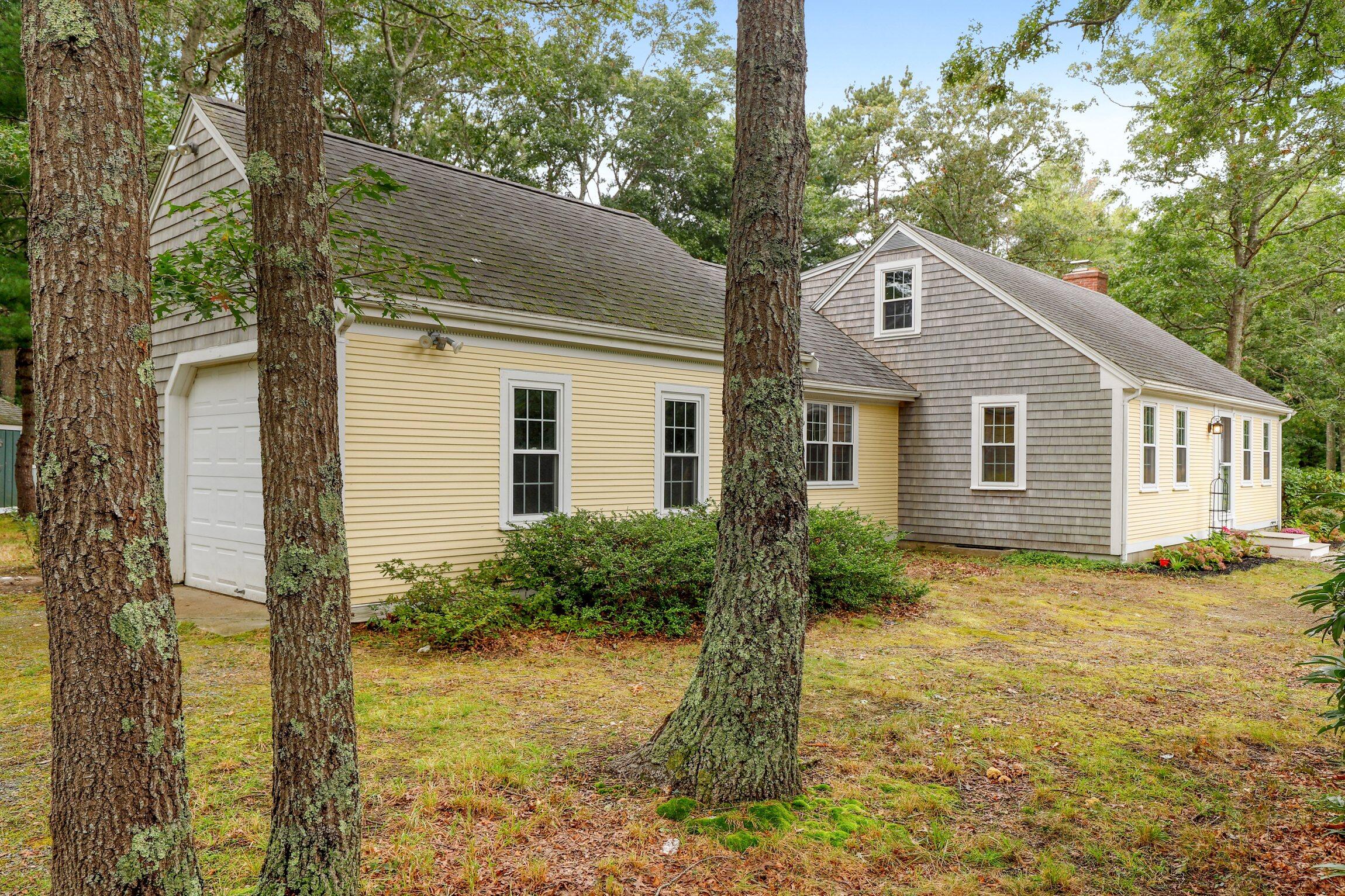 47 Old Fields Road Sandwich, MA 02563 - Photo 3 of 41 04