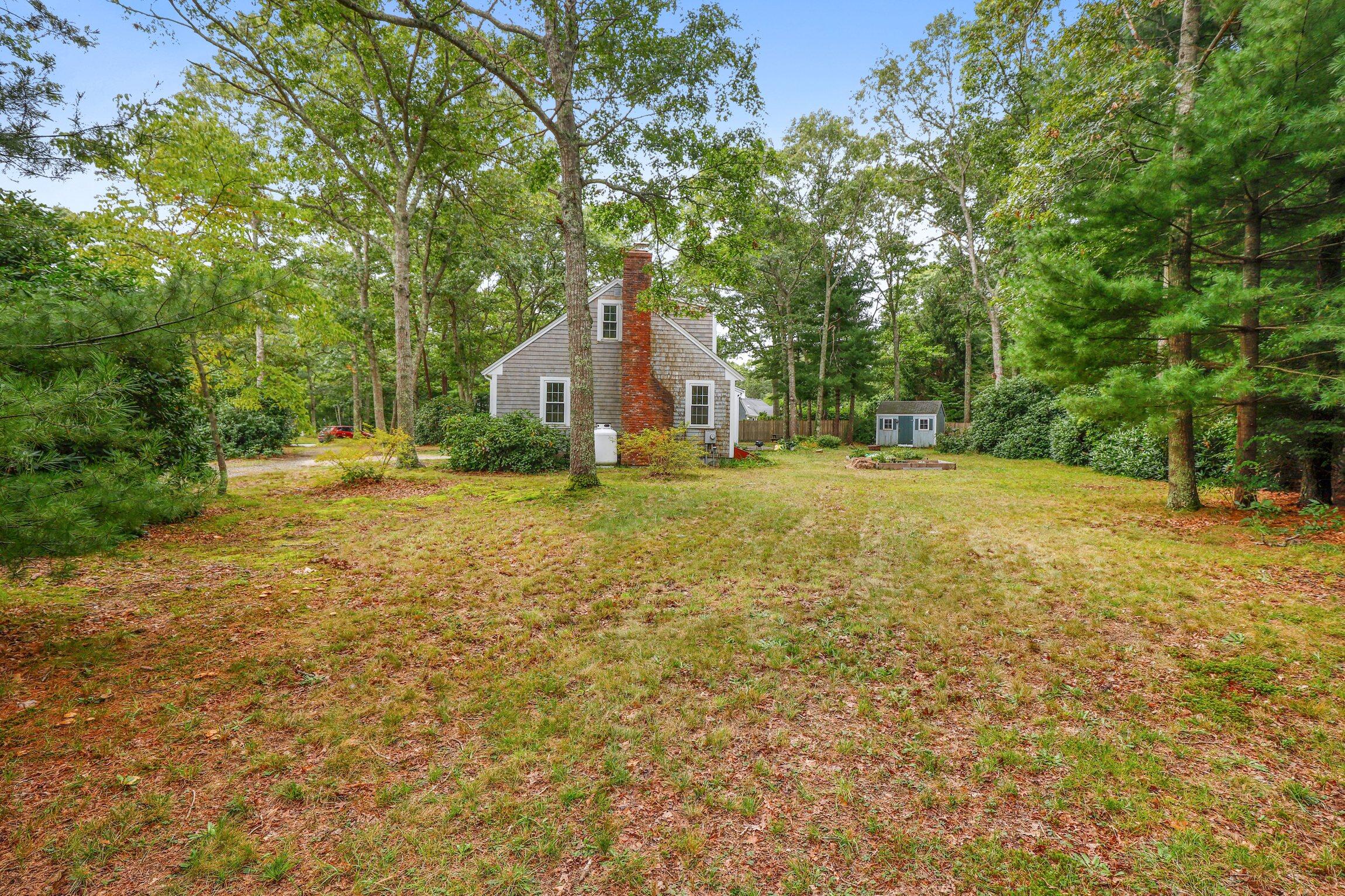 47 Old Fields Road Sandwich, MA 02563 - Photo 8 of 41 09